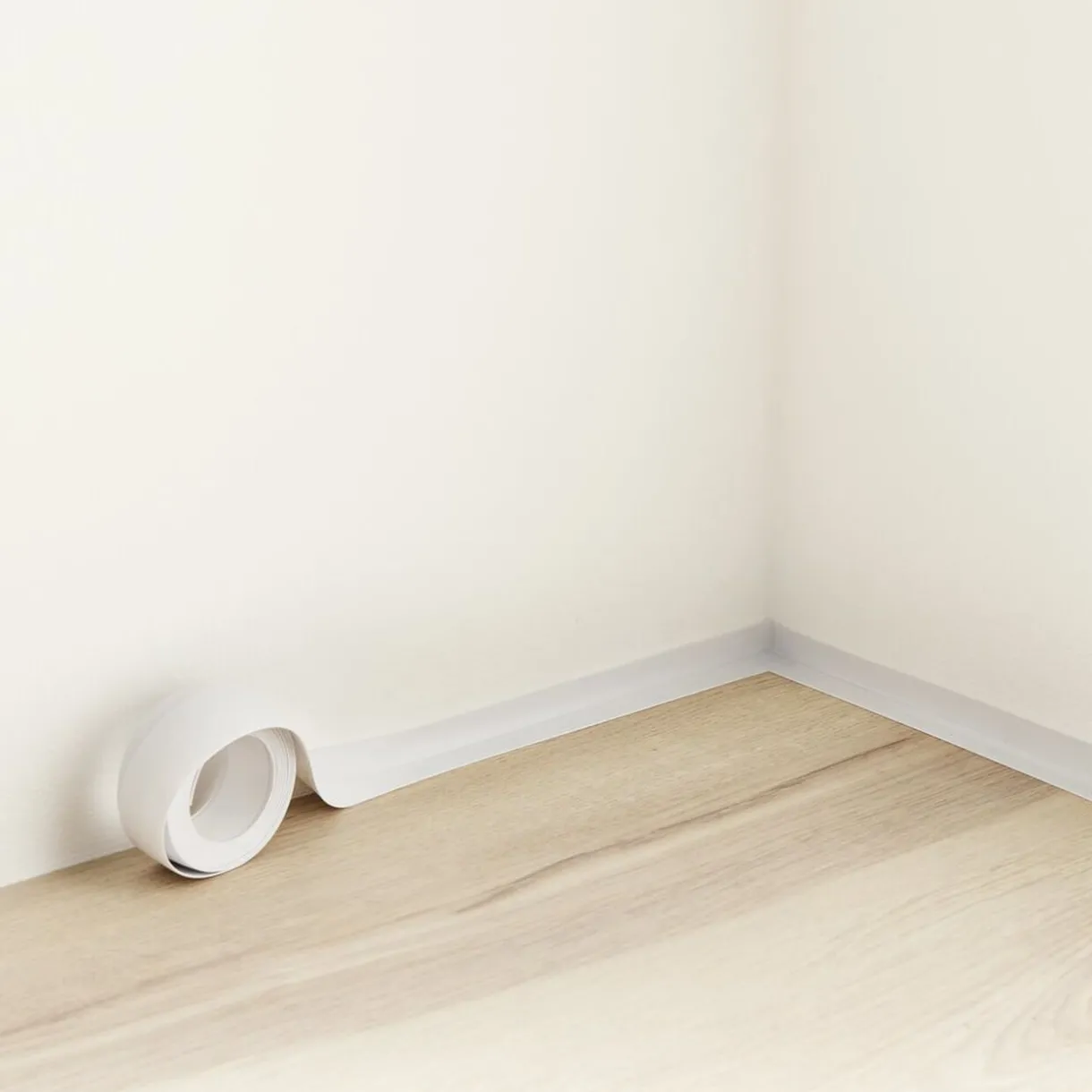 Outlet Gifi Adhésif PVC étanchéité et calfeutrage 3,2m