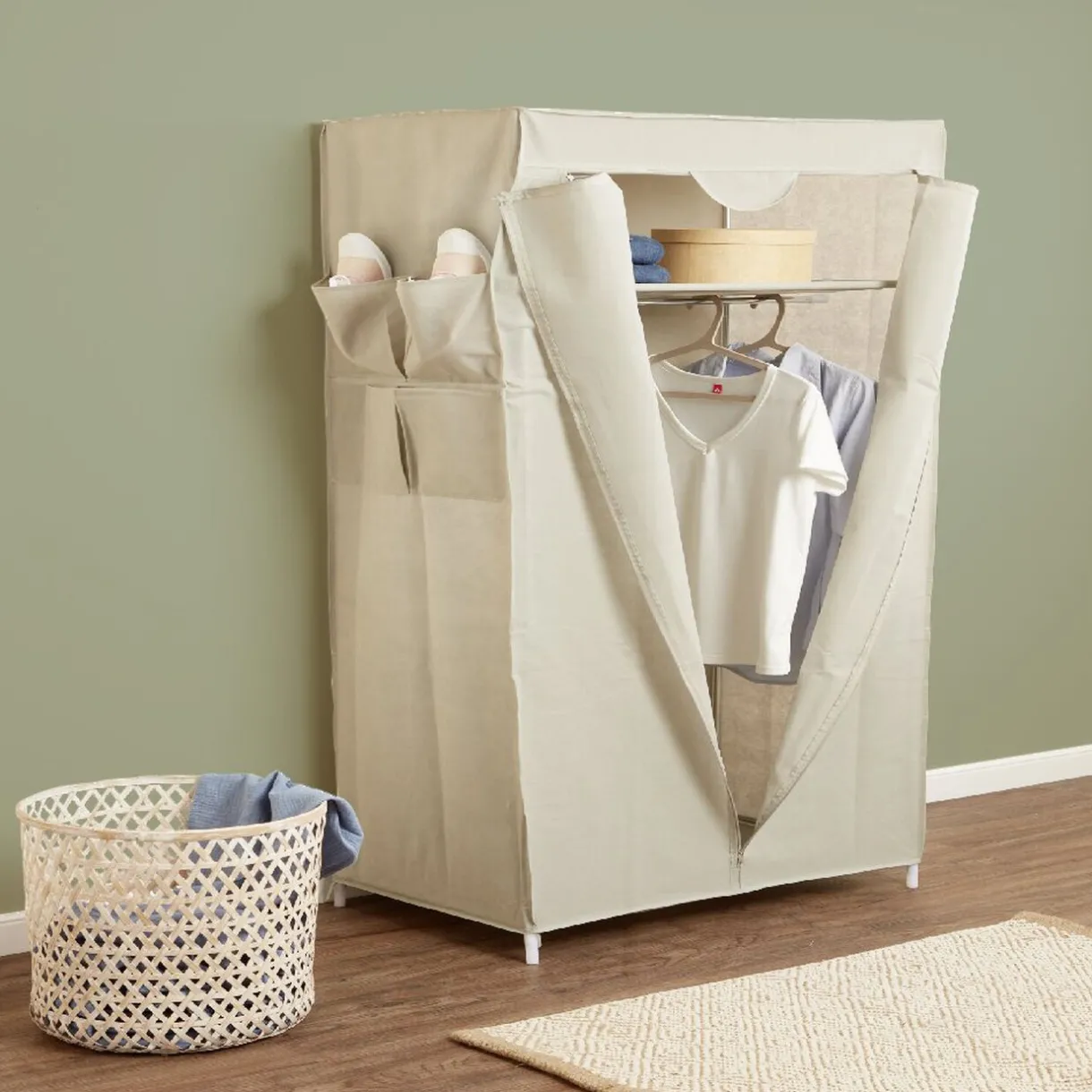 Rangement|Gifi Armoire textile avec étagère et portant 70x45x155cm