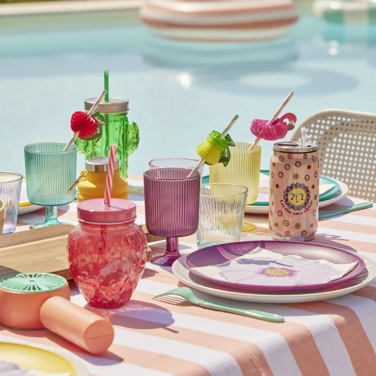 Assiette plate en plastique Ø23,5cm - 3 coloris^Gifi Best