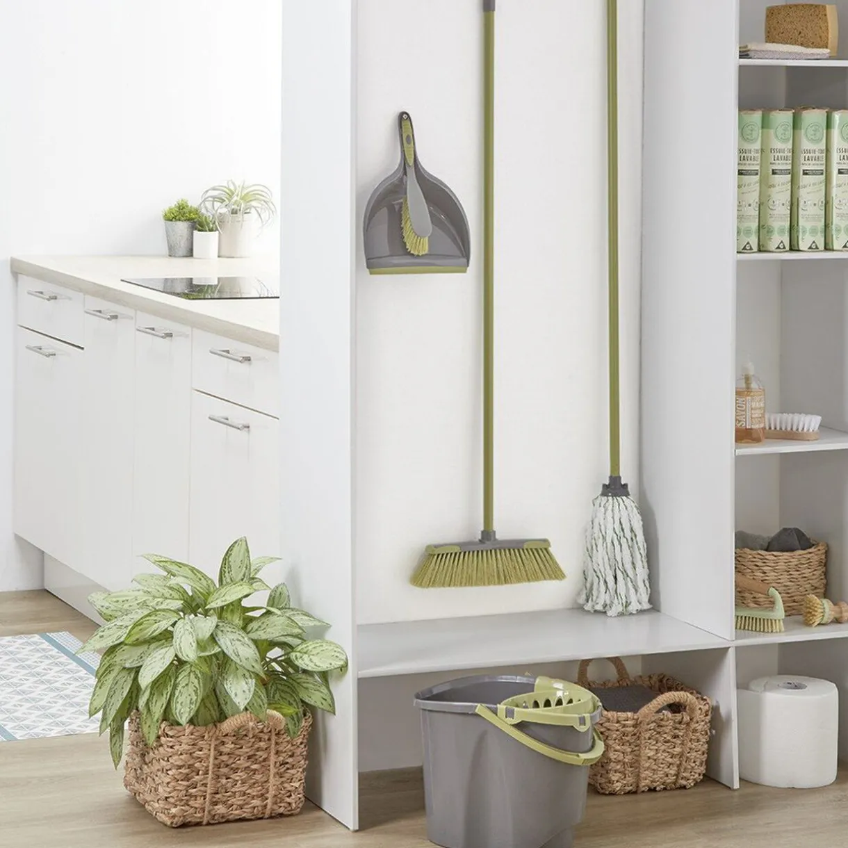 Nettoyage Et Entretien|Gifi Balai avec manche