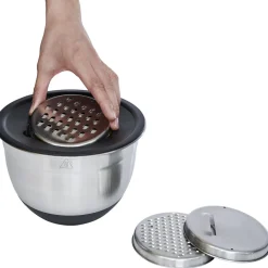 Bol à mixer inox avec base silicone et 3 râpes Ø22xH11,2cm^Gifi Hot