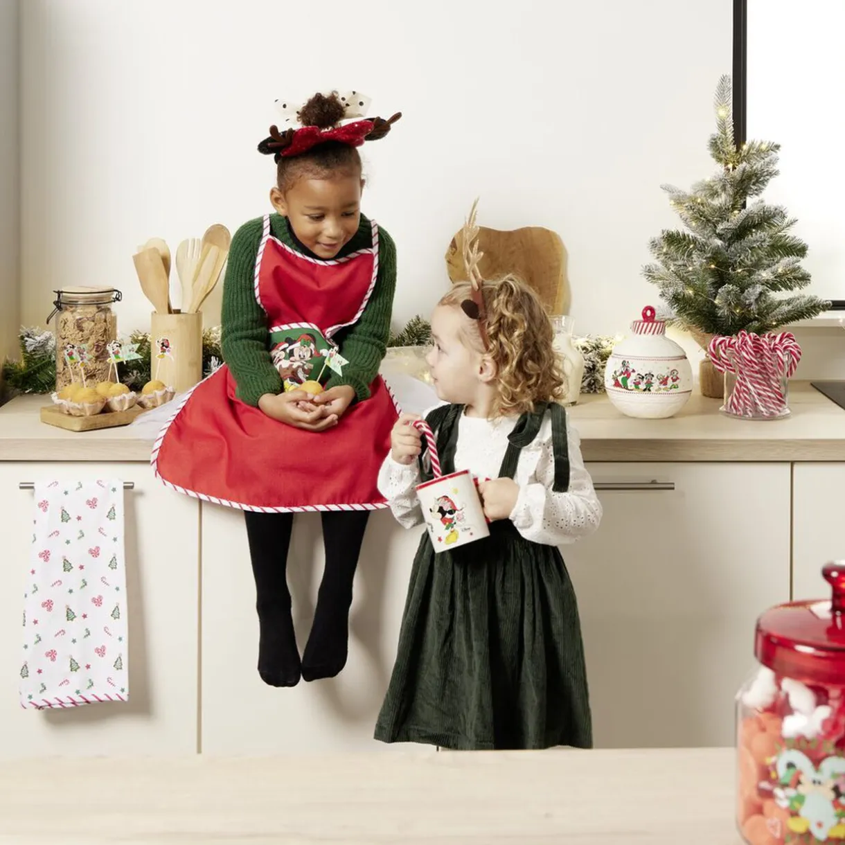 Bonbonnière Disney 1,1L - 15,5xH19x15,5cm^Gifi Sale