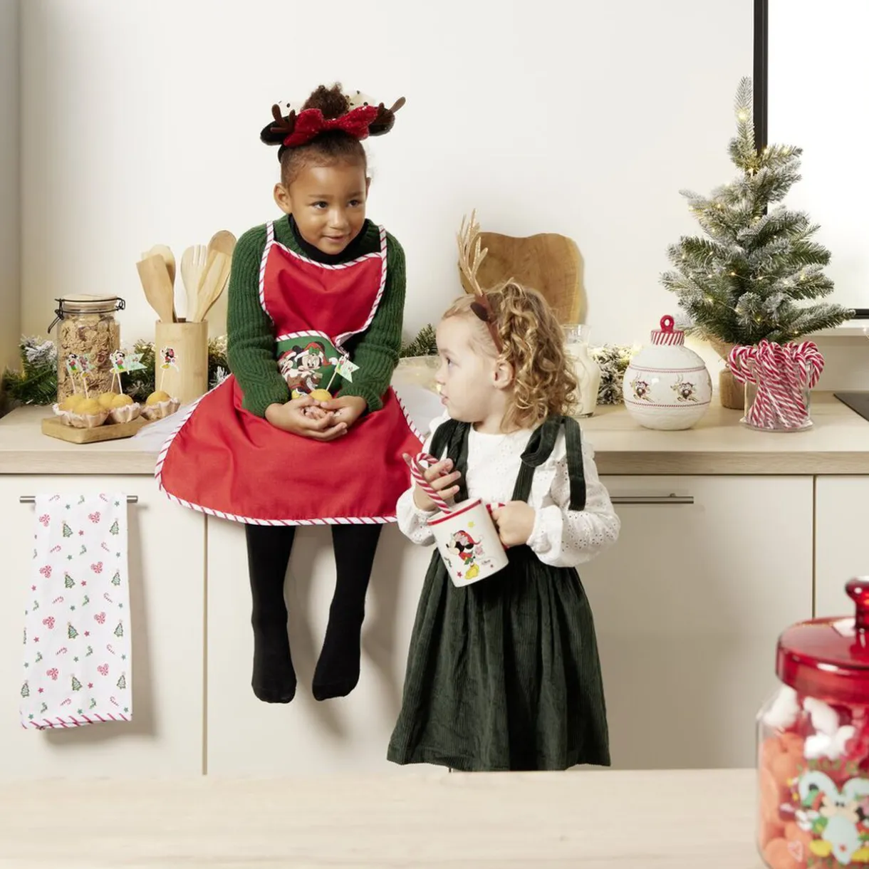 Bonbonnière Disney 1,1L - 15,5xH19x15,5cm^Gifi Sale