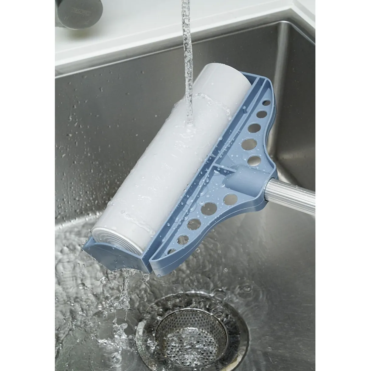 Entretien Du Linge|Gifi Brosse adhésive avec manche télescopique