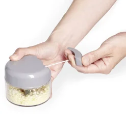 Hachoir manuel coupe-légumes Ø9xH7cm^Gifi Outlet