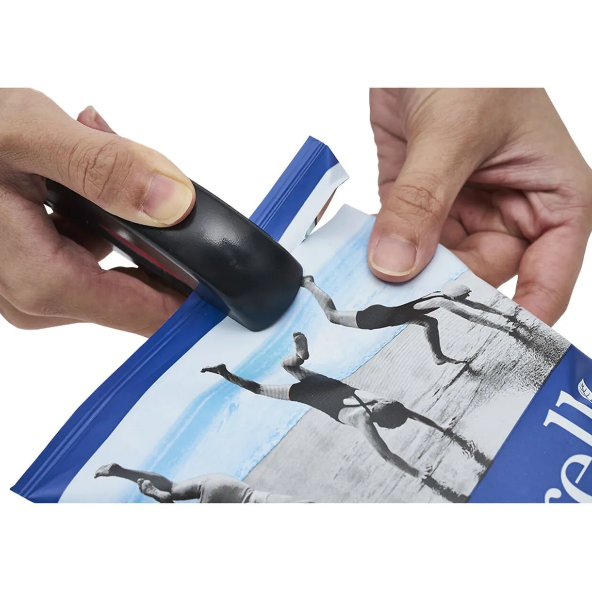 Pince multifonction 6en1 ouvre bouteille et bocal noir et rouge^Gifi