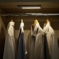 Outlet Gifi Réglette LED pour étagère et placard