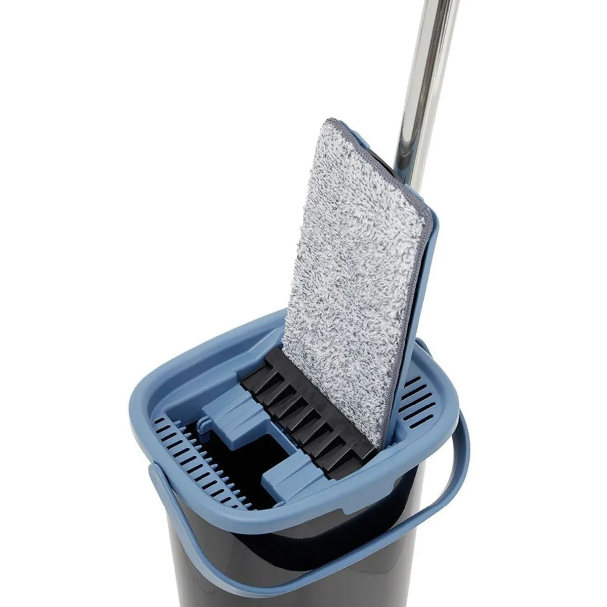 Nettoyage Et Entretien|Gifi Seau essoreur + balai plat noir et bleu 8L