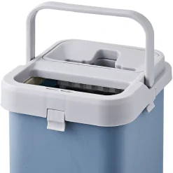 Nettoyage Et Entretien|Gifi Seau essoreur avec balai plat pliable gris et bleu 8 L