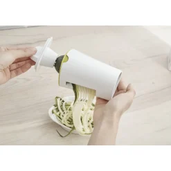 Taille légumes et presse agrumes 2 en 1^Gifi Outlet