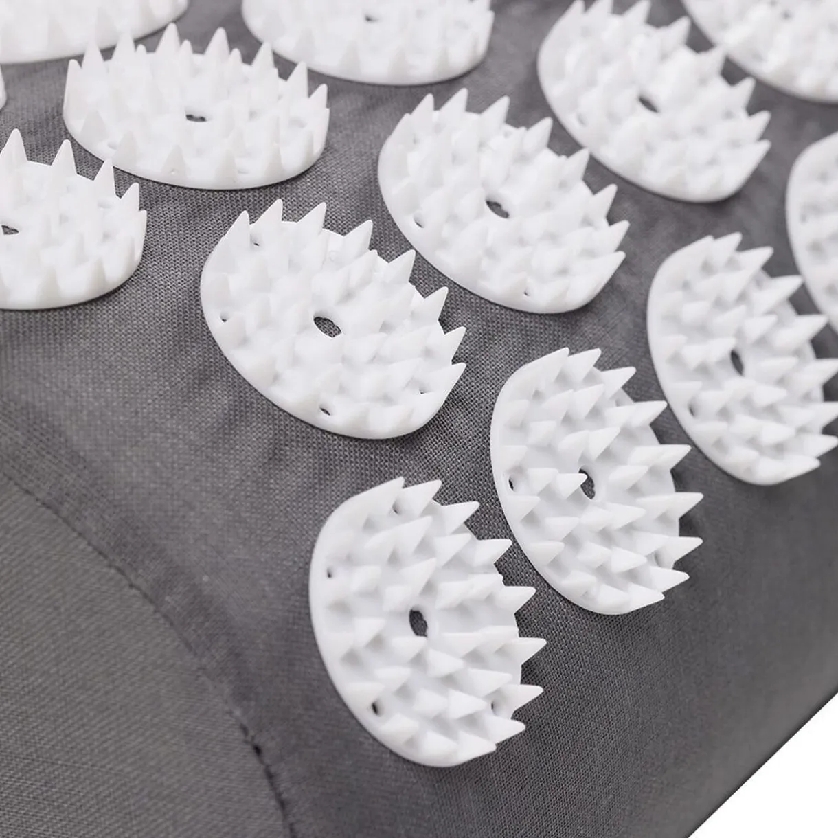 Outlet Gifi Tapis et coussin d'acupression avec housse de rangement